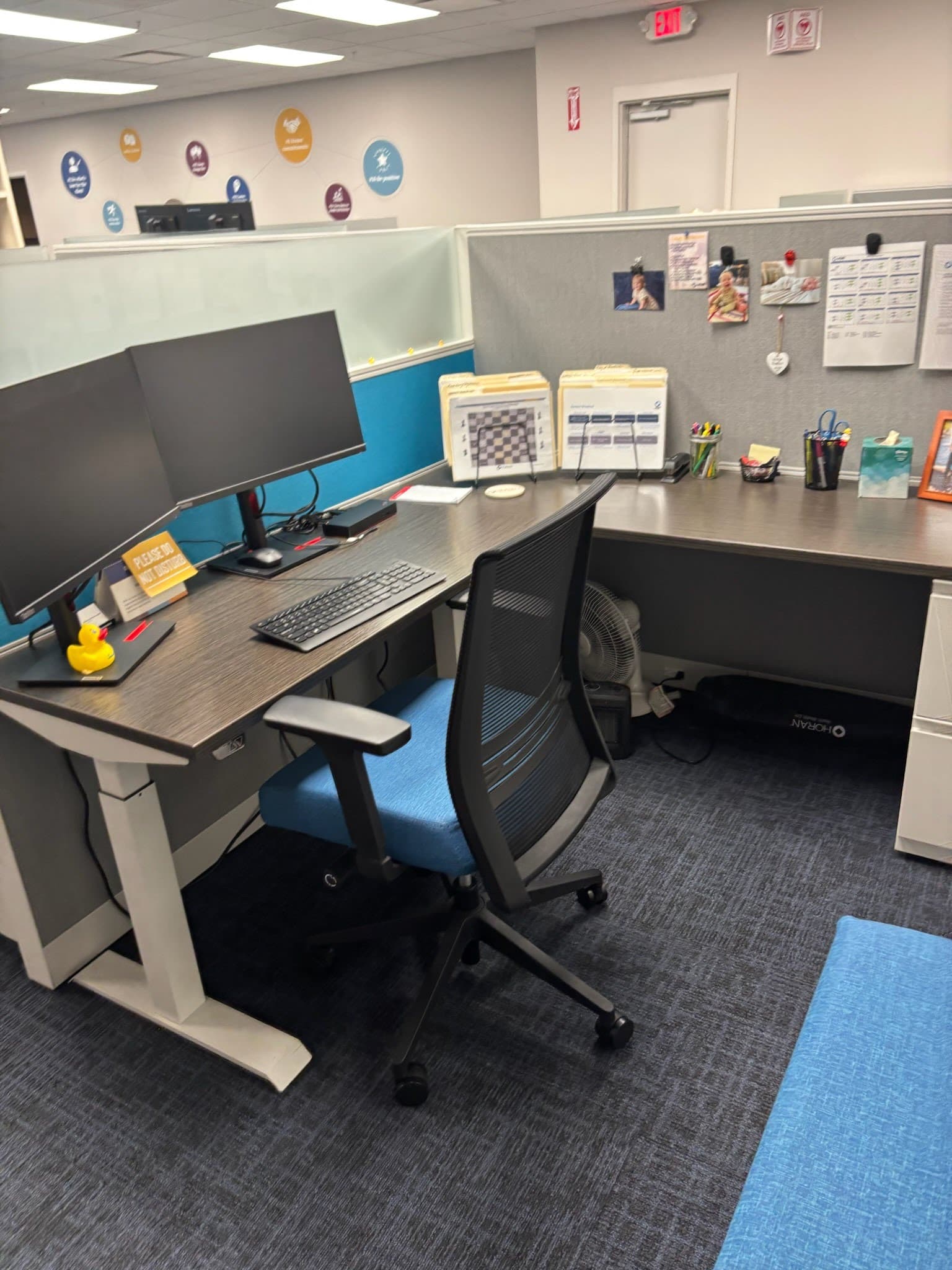 Maintained commercial office workstation